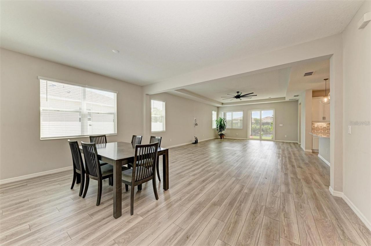 3519 74th Avenue Circle E, Sarasota, FL 34243 Photo