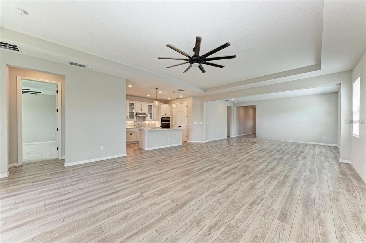 3519 74th Avenue Circle E, Sarasota, FL 34243 Photo