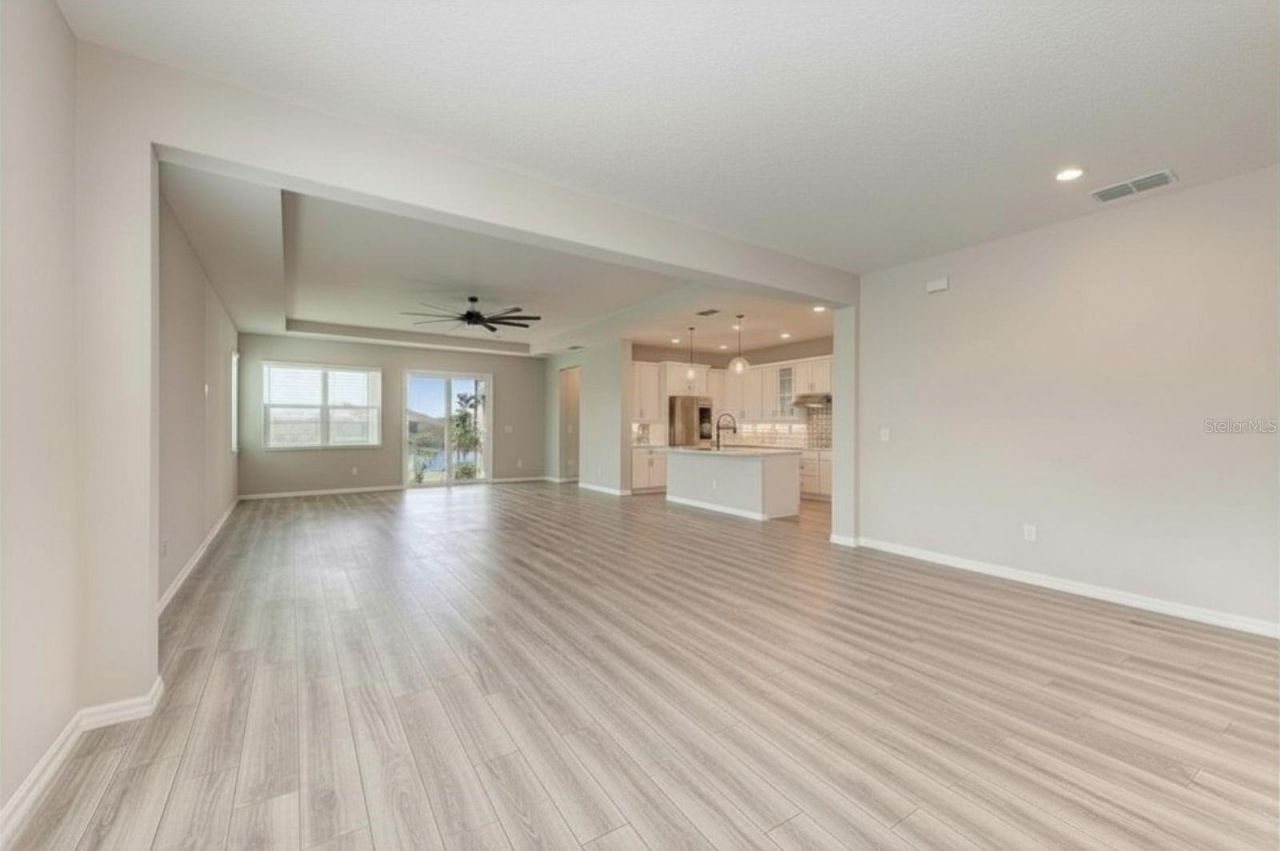 3519 74th Avenue Circle E, Sarasota, FL 34243 Photo