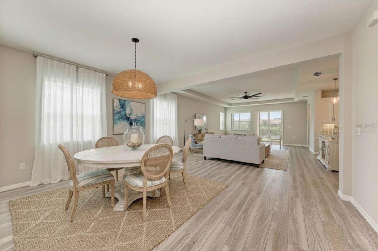 3519 74th Avenue Circle E, Sarasota, FL 34243 Photo
