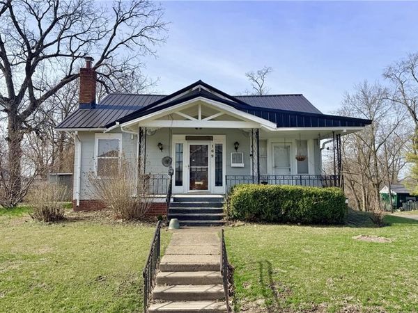 162 E 7th Street, Trenton, MO 64683