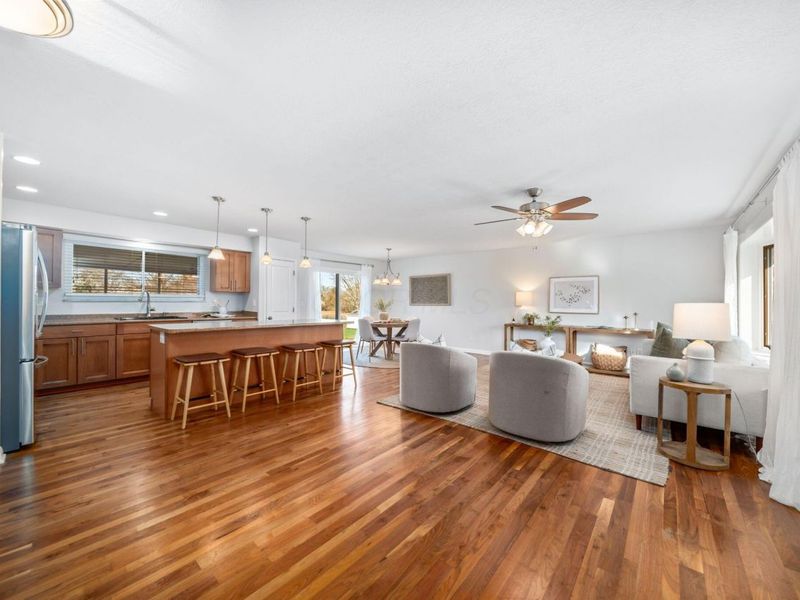 235 Dellfield Lane, Columbus, OH 43230 Photo 12