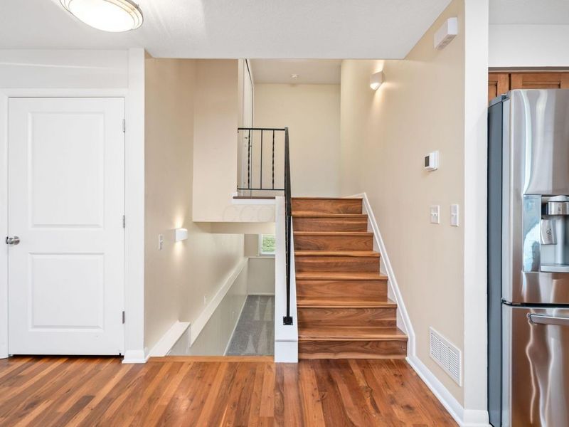 235 Dellfield Lane, Columbus, OH 43230 Photo 18