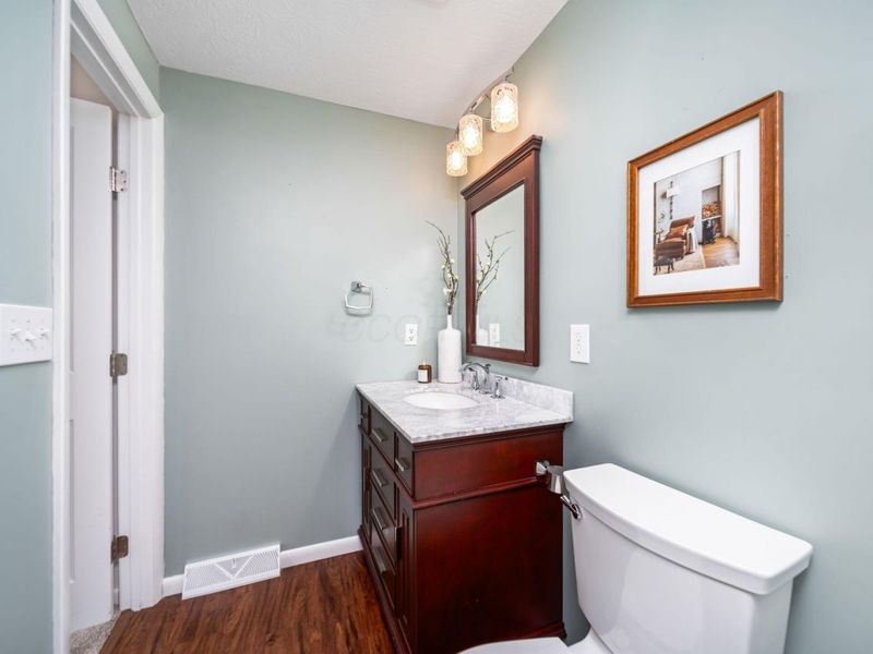 235 Dellfield Lane, Columbus, OH 43230 Photo 22