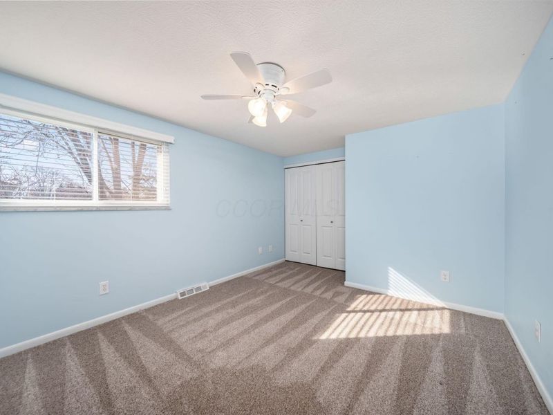 235 Dellfield Lane, Columbus, OH 43230 Photo 24