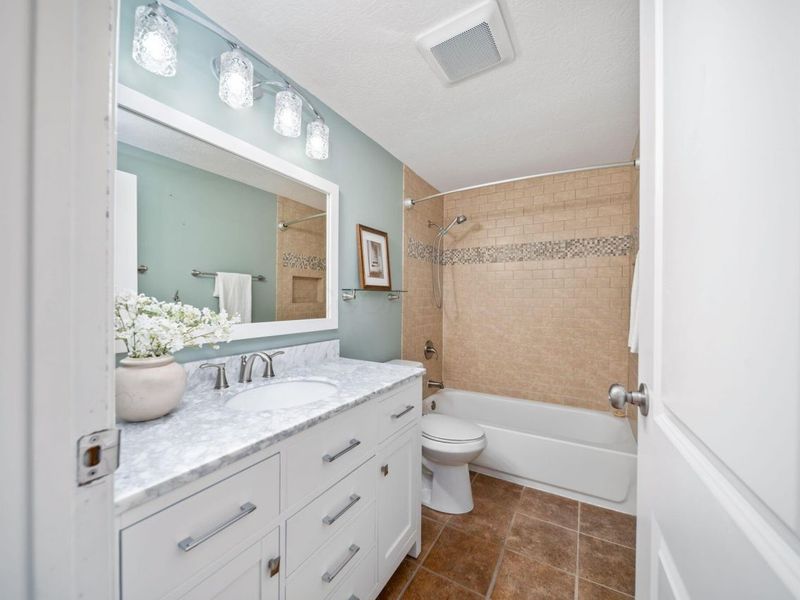 235 Dellfield Lane, Columbus, OH 43230 Photo 28