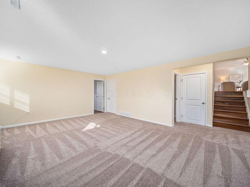 235 Dellfield Lane, Columbus, OH 43230 Photo 31