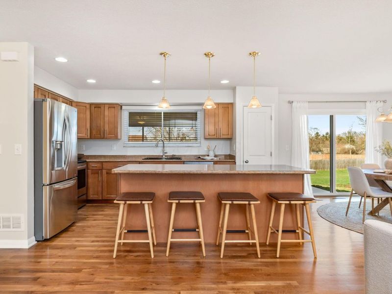 235 Dellfield Lane, Columbus, OH 43230 Photo 4