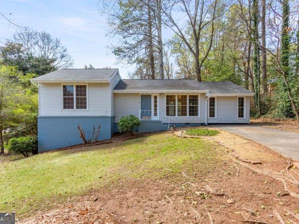2866 Highland Drive SE, Smyrna, GA 30080