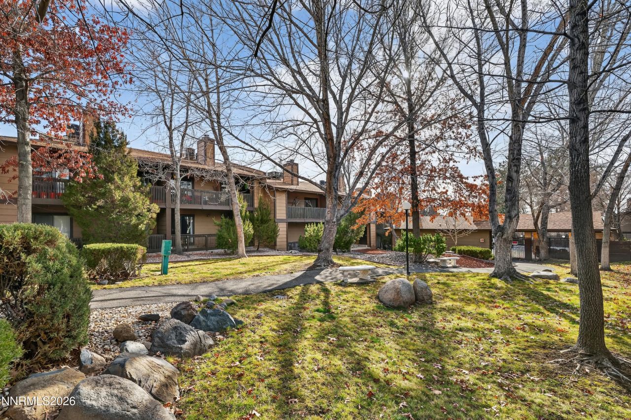 2949 Tierra Verde E, Reno, NV 89512 Photo