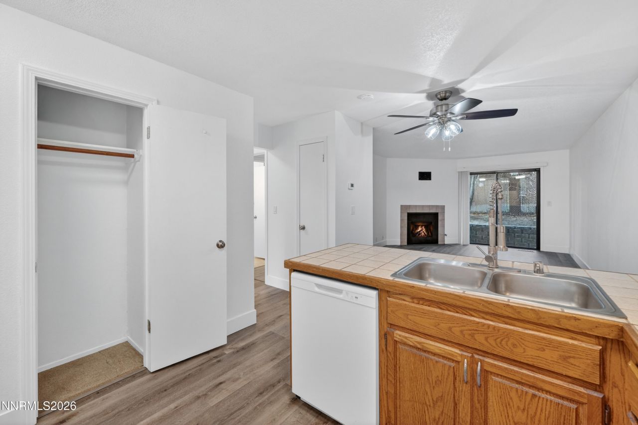 2949 Tierra Verde E, Reno, NV 89512 Photo