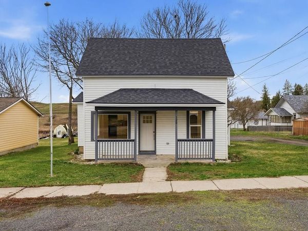 120 E Huffman St, Tekoa, WA 99033