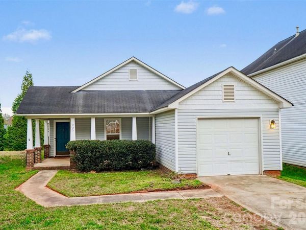 205 Amir Circle, Matthews, NC 28105