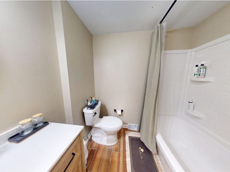 5143 Calla Avenue NW, Champion, OH 44483 Photo 12