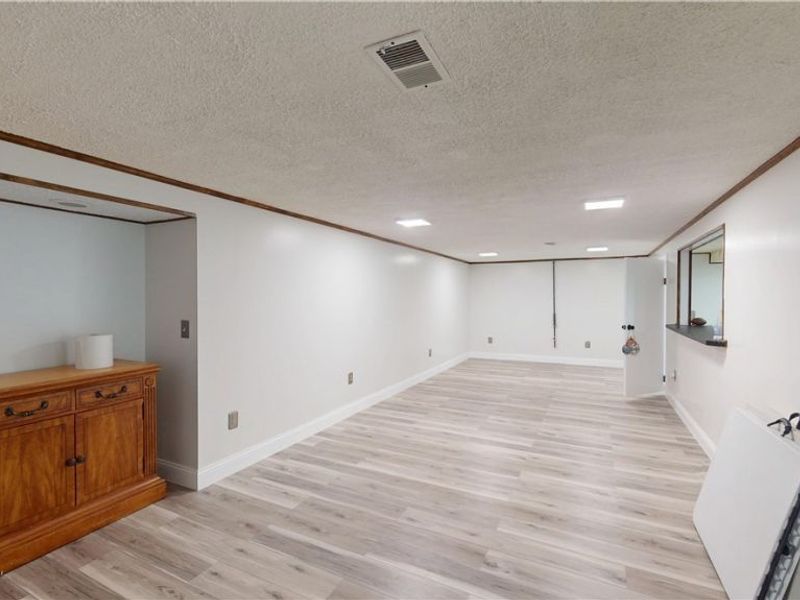 5143 Calla Avenue NW, Champion, OH 44483 Photo 27