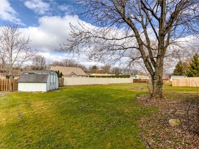 5143 Calla Avenue NW, Champion, OH 44483 Photo 37