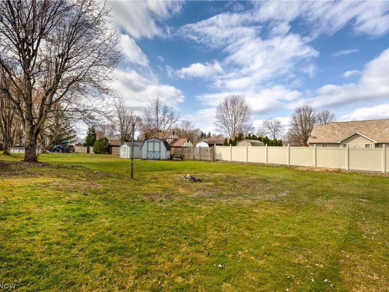 5143 Calla Avenue NW, Champion, OH 44483 Photo 38