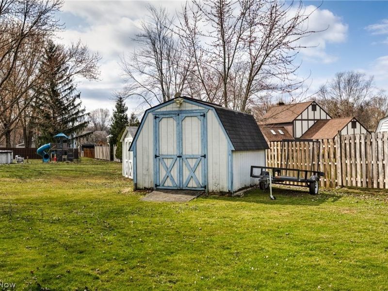 5143 Calla Avenue NW, Champion, OH 44483 Photo 39