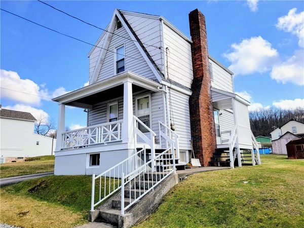 613 Elizabeth Avenue, Elizabeth, PA 15037