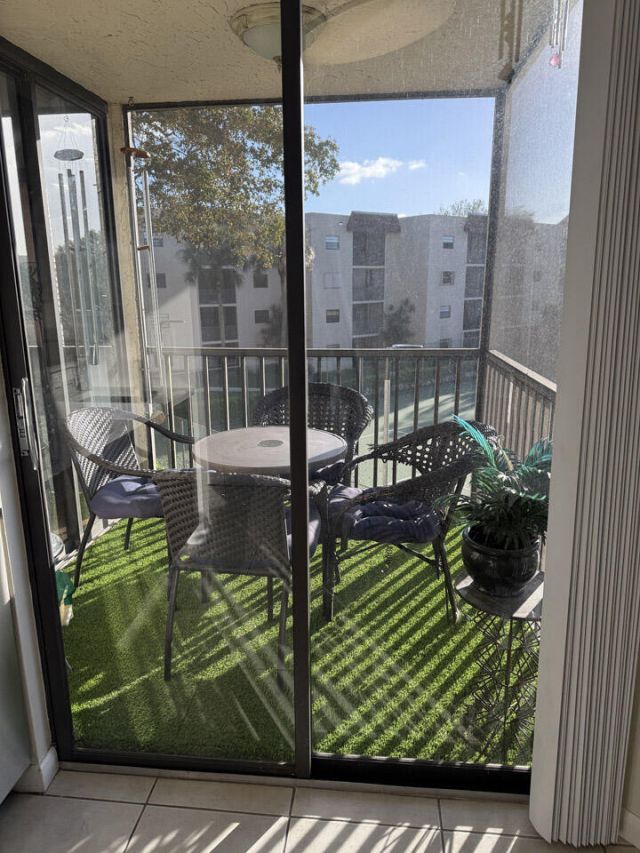 10451 W Broward Boulevard, Unit 306, Plantation, FL 33324 Photo