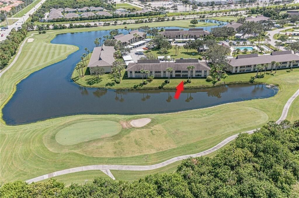 28 Plantation Drive, Unit 202, Vero Beach, FL 32966 Main Photo