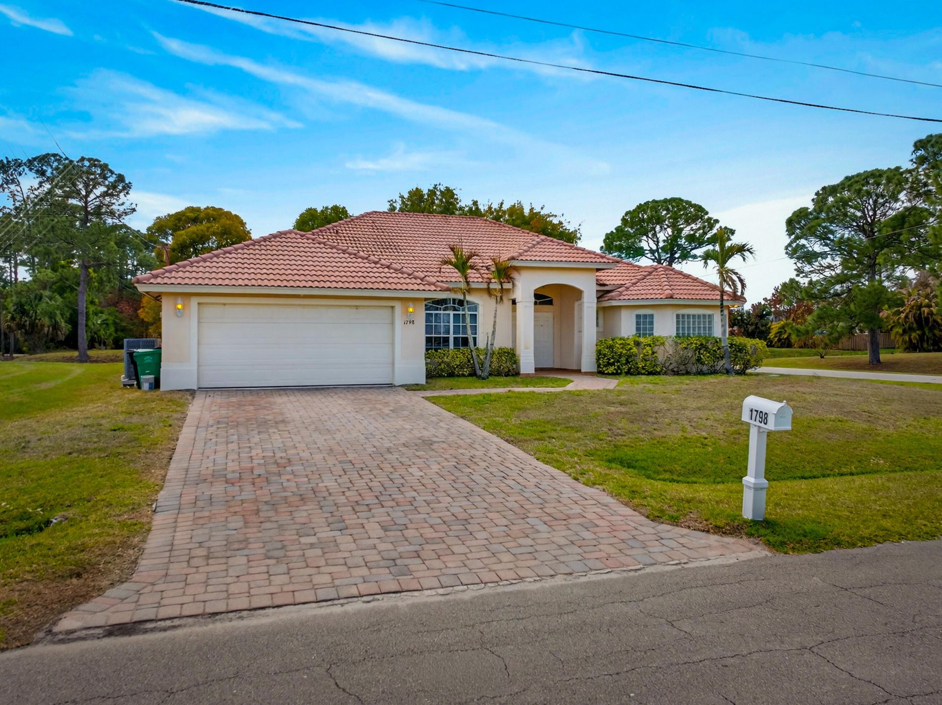 1798 SW Buttercup Avenue, Port Saint Lucie, FL 34953 Photo