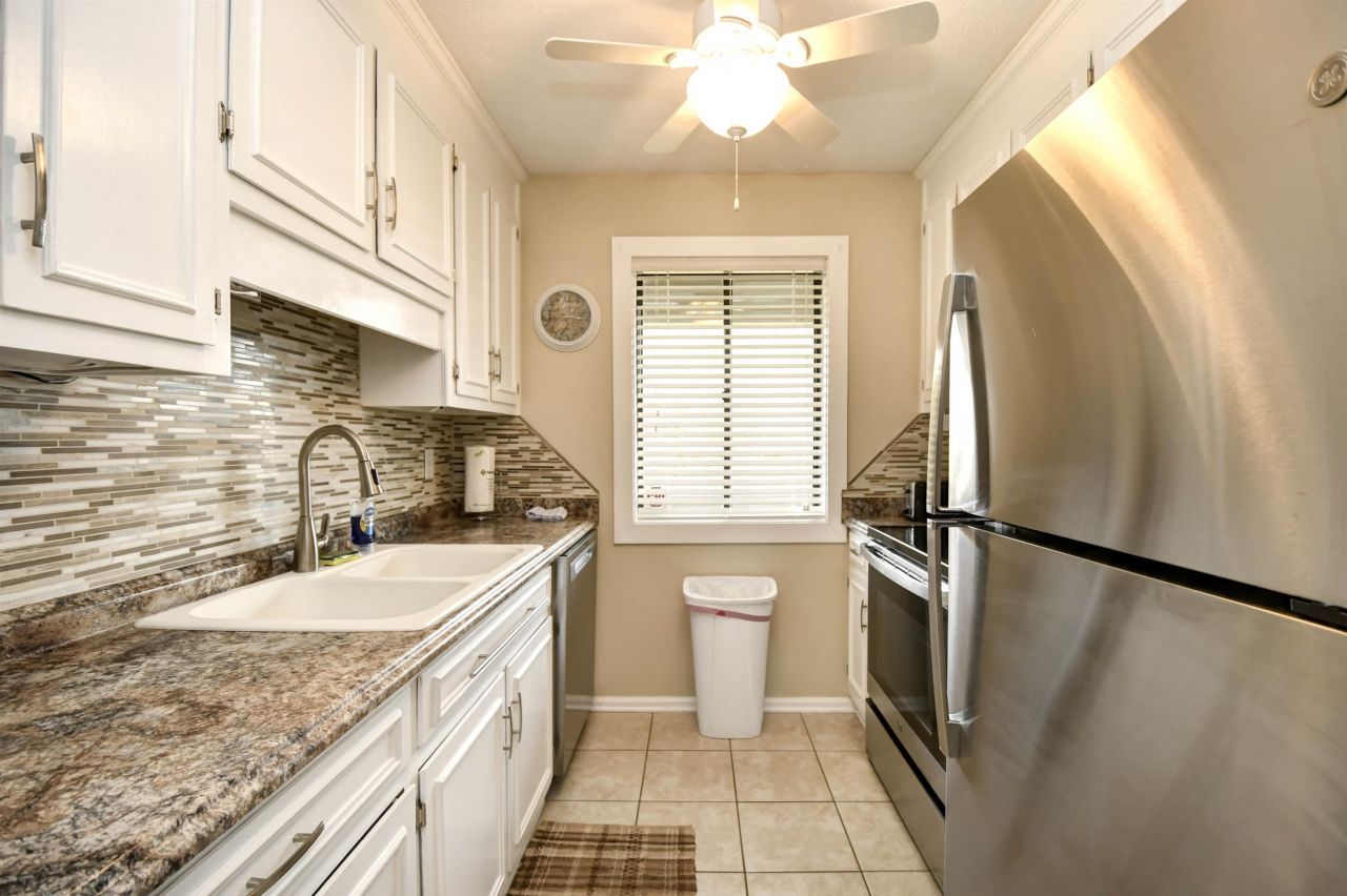 212 Maison Dr.  Photo 14