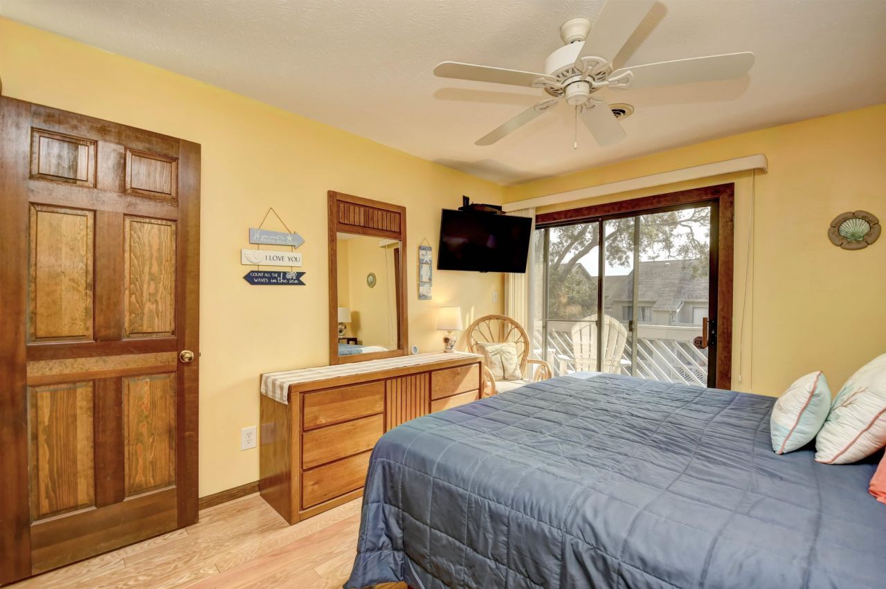 212 Maison Dr.  Photo 17