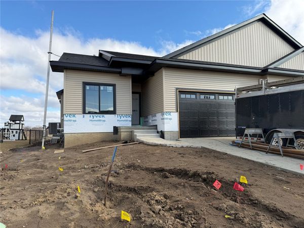 1210 Berkshire Lane , North Liberty, IA 52317