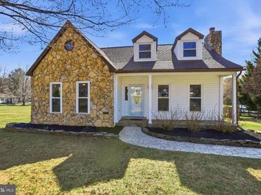 17473 MADISON AVENUE, HAMILTON, VA 20158