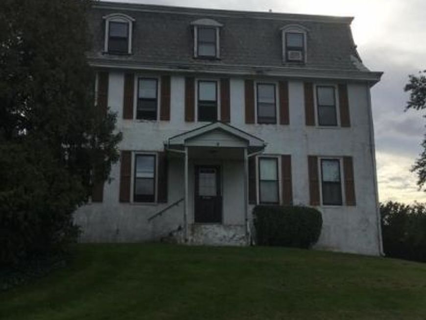 409 Country Club Road, Unit 5, Royersford, PA 19468 Main Photo