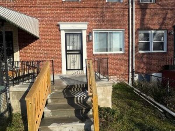 1223 N AUGUSTA AVENUE, BALTIMORE, MD 21229