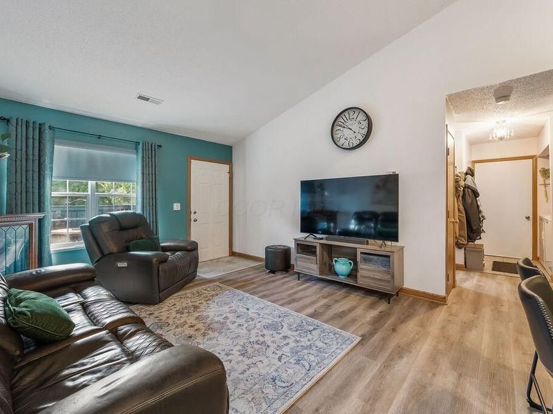 1008 Kingsbury Court, Newark, OH 43055 Photo 8