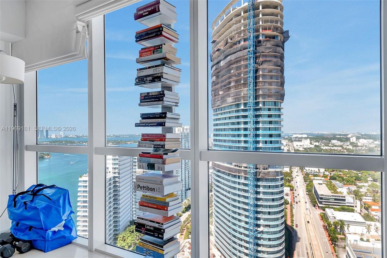 450 Alton Rd, Unit 3208, Miami Beach, FL 33139 Photo