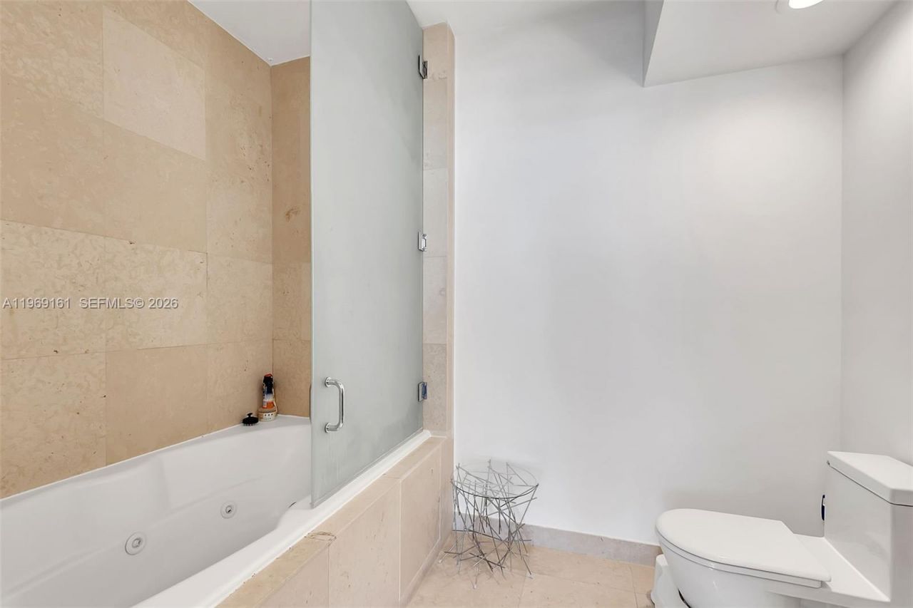 450 Alton Rd, Unit 3208, Miami Beach, FL 33139 Photo