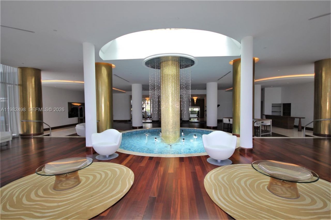5161 Collins Av, Unit 1004, Miami Beach, FL 33140 Photo