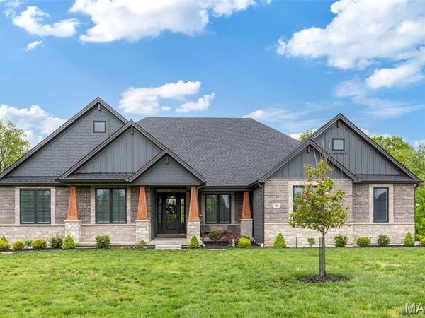 115 Markham Trail Lane, Defiance, MO 63341