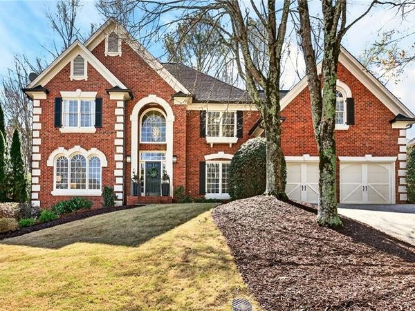620 Lake Medlock Court , Alpharetta, GA 30022