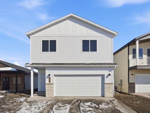 6719 66th Avenue S, Horace, ND 58047