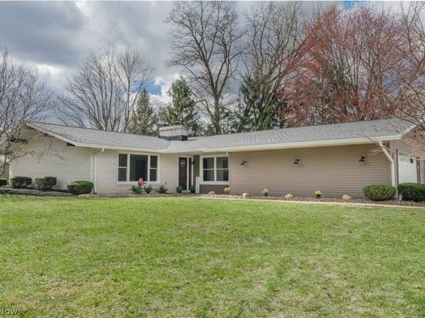 4233 Hyatt Avenue NW, Massillon, OH 44646