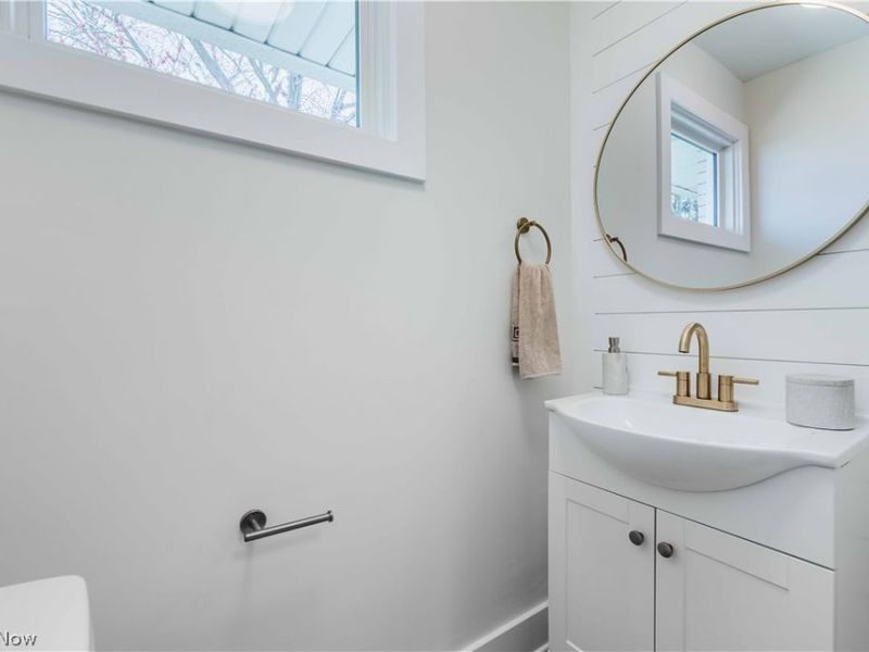 4233 Hyatt Avenue NW, Massillon, OH 44646 Photo 16