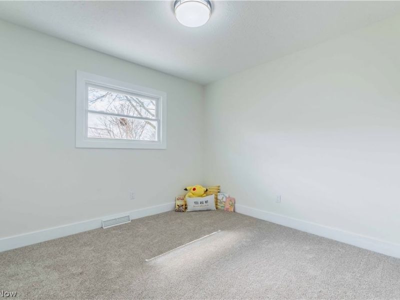 4233 Hyatt Avenue NW, Massillon, OH 44646 Photo 18