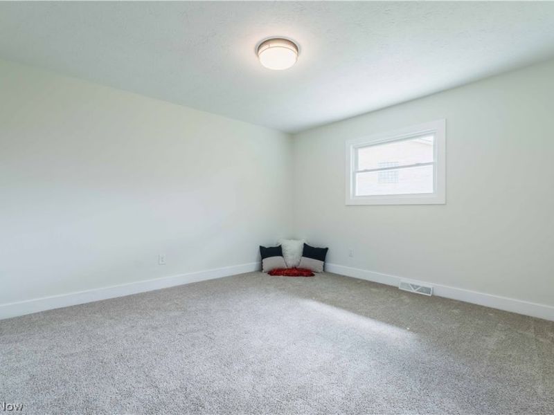 4233 Hyatt Avenue NW, Massillon, OH 44646 Photo 20