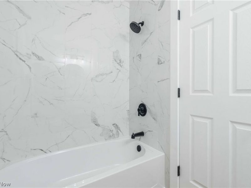 4233 Hyatt Avenue NW, Massillon, OH 44646 Photo 23