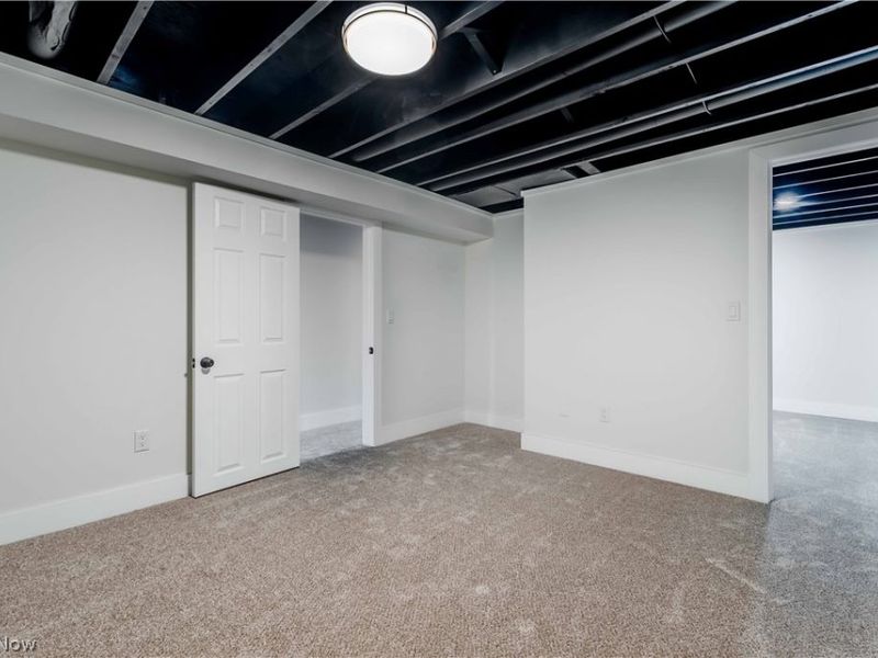 4233 Hyatt Avenue NW, Massillon, OH 44646 Photo 32