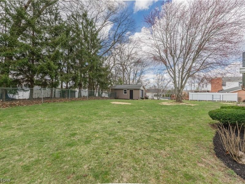 4233 Hyatt Avenue NW, Massillon, OH 44646 Photo 43