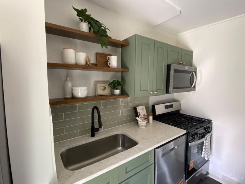 2217 Crane Avenue, Cincinnati, OH 45207 Photo 3