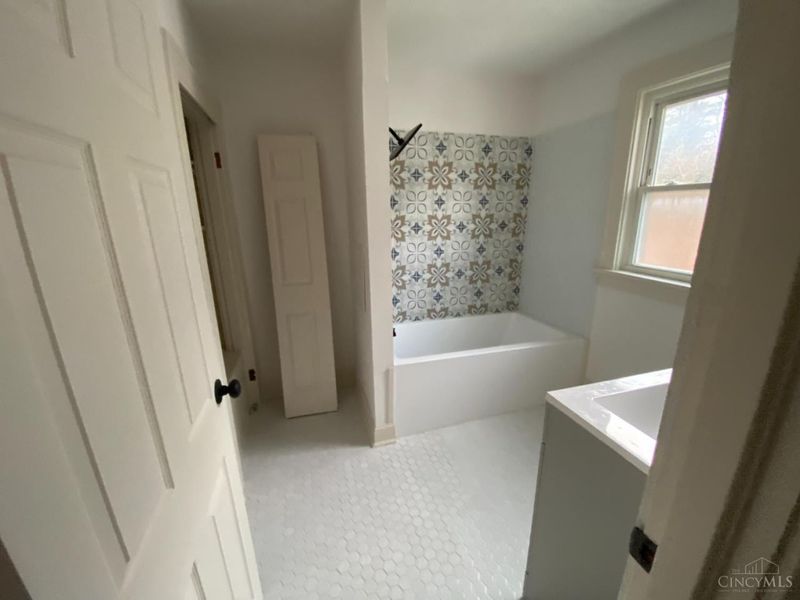 2217 Crane Avenue, Cincinnati, OH 45207 Photo 6