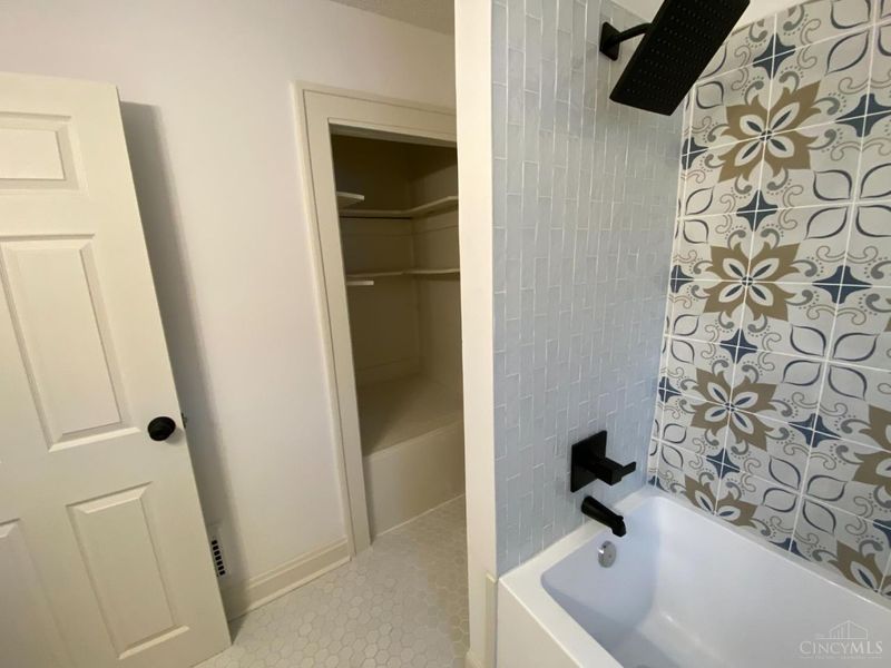 2217 Crane Avenue, Cincinnati, OH 45207 Photo 7