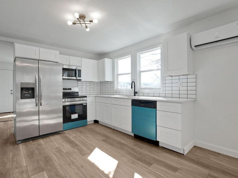 3608 S Champion Avenue, Columbus, OH 43207 Photo 8